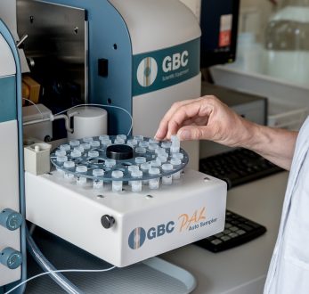 lab-analysis-diagnostics-2815639.jpg